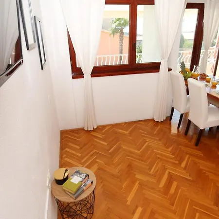 Mamma Mia Guest house *