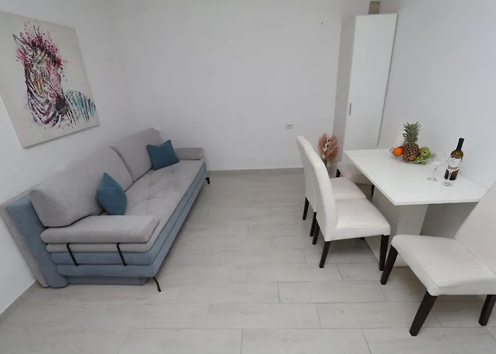 Mamma Mia בית הארחה